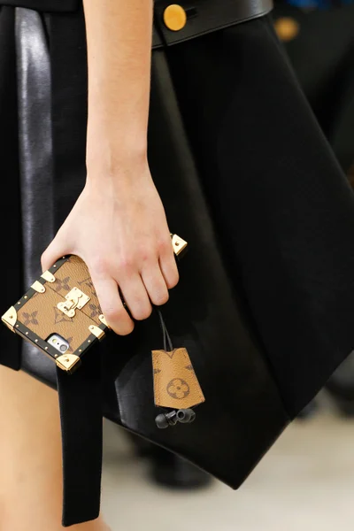Look 51